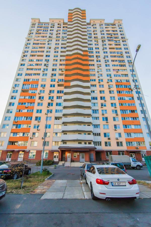 קייב Super Comfort Flat For You Near The Metro. מראה חיצוני תמונה