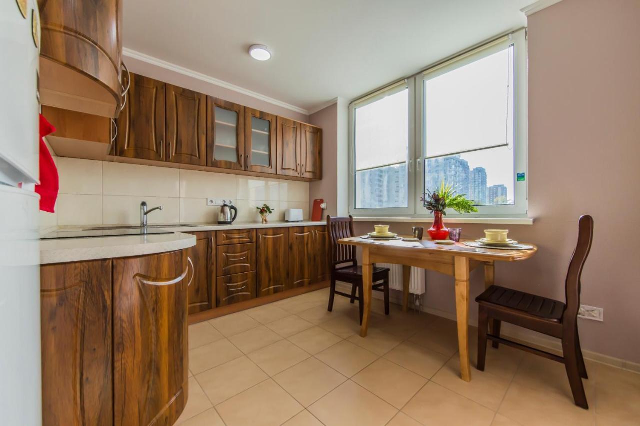 קייב Super Comfort Flat For You Near The Metro. מראה חיצוני תמונה